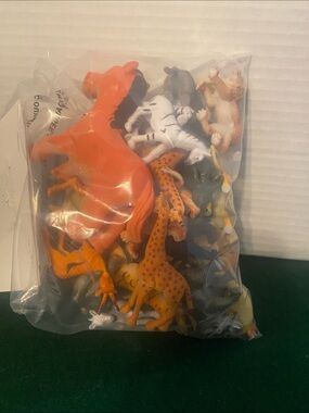 Assorted Animal plastic Figures  ( C 17 )